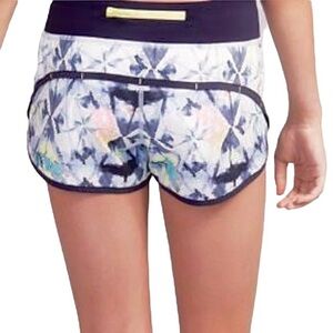 Girls Ivivva speedy short shibori floral deep indigo hydrangea blue/deep indigo